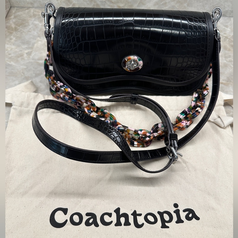 Coachtopia Wavy Dinky Bag in Black Croc-Embossed Leather NWOT - Picture 8 of 9